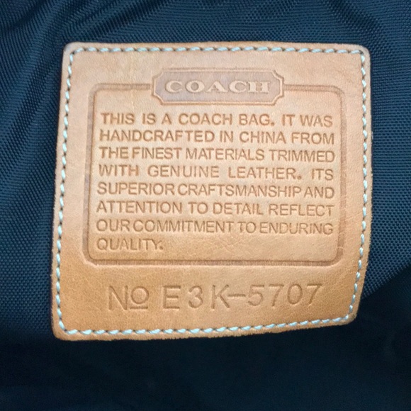 Coach Signature Black and White tote bag - Picture 3 of 6